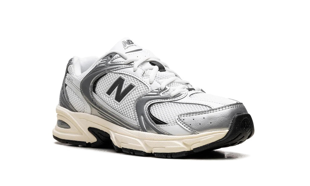 New Balance 530 “Silver Metallic” – U530ESA