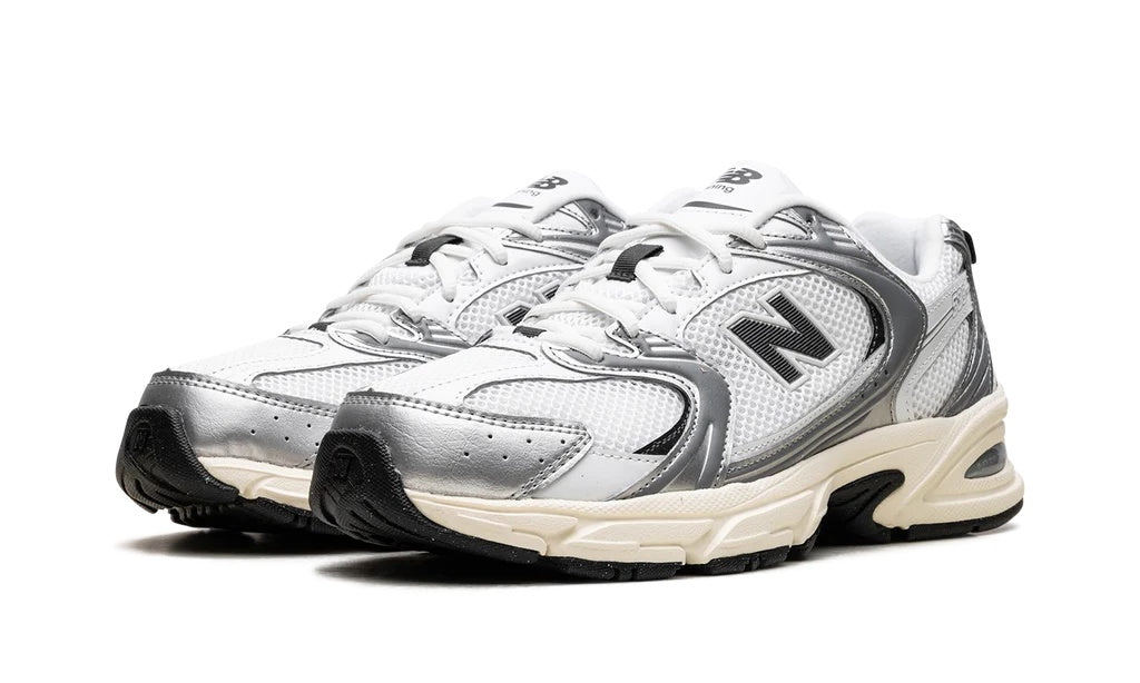 New Balance 530 “Silver Metallic” – U530ESA