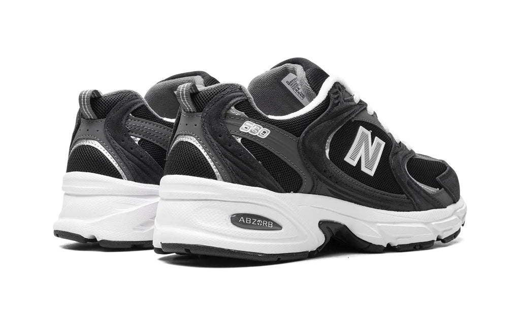 New Balance 530 “Classic Black / Grey” – MR530CC